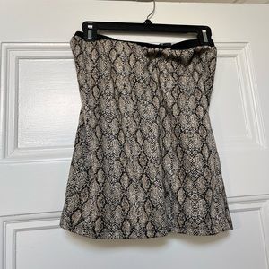Snakeskin bodycon skirt